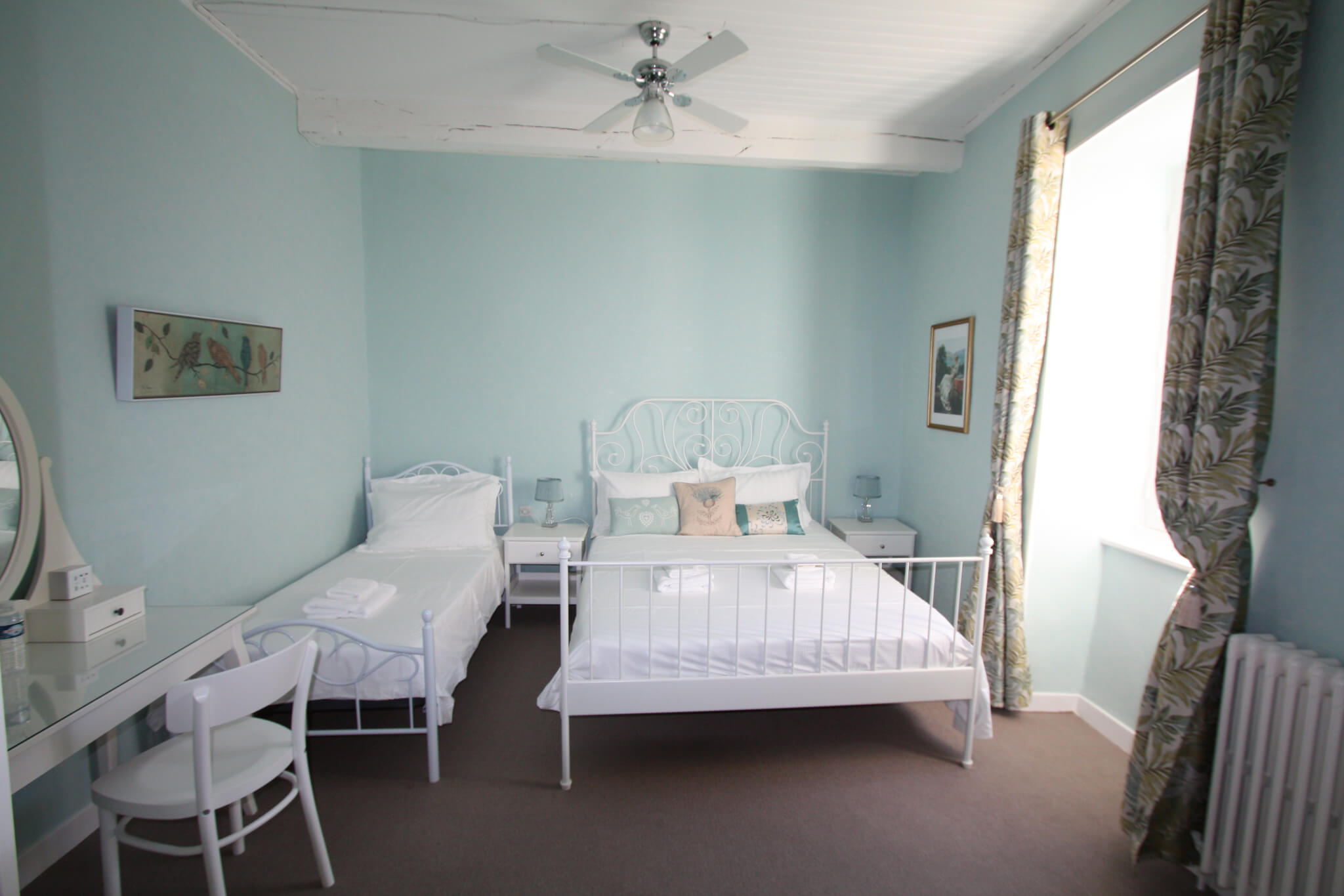 Sleeps 2-3 persons
